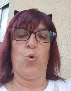 Femme célibataire 51 ans à Annemasse