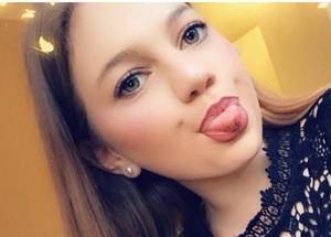 Petite coquine   de chaponost