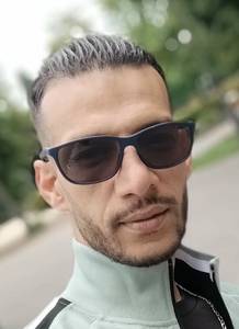 célibataire de Paris