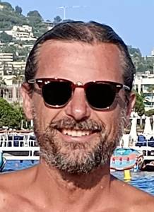 célibataire de Évry