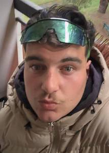 Tu veux prendre contact? célibataire 23 ans