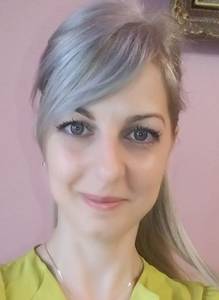 Petite coquine  super chaude à plan-cul-flaoussiers