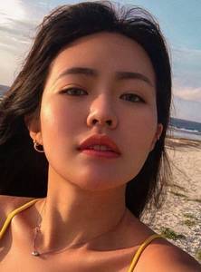 Annya, femme coquine de 27 ans - Rh�ne