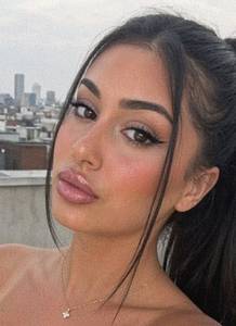Femme célibataire 23 ans à Lyon