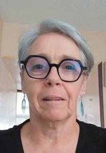 Femme célibataire 54 ans à Saint-Brieuc