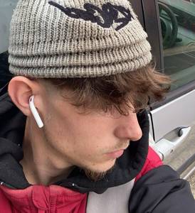 célibataire 19 ans