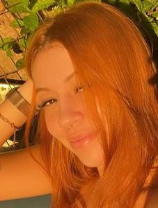 Thayrinnebernardo, femme coquine de 18 ans - So Sebastio