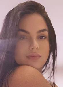 Femme coquine  de 23ans à plan-cul-ormes