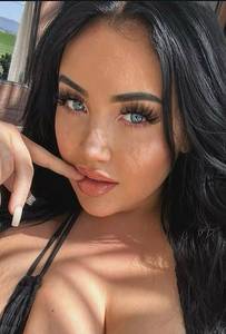 Plan cul rapide avec femme cheveux noir de 18ans à plan-cul-voegtlinshoffen