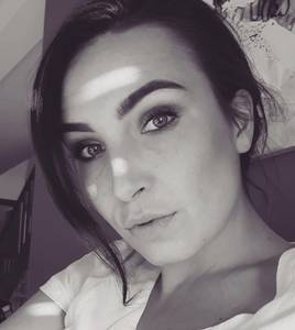 Femme célibataire 32 ans à Saint-Etienne