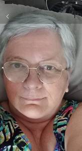 Femme célibataire 63 ans à Luxembourg